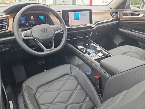 New 2026 Volkswagen Atlas SE AWD/4WD image 6