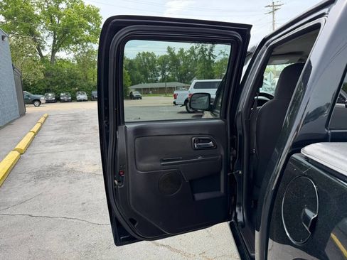 Used 2010 Chevrolet Colorado LT AWD/4WD image 16
