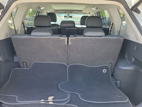 Used 2018 Volkswagen Tiguan SEL image 7