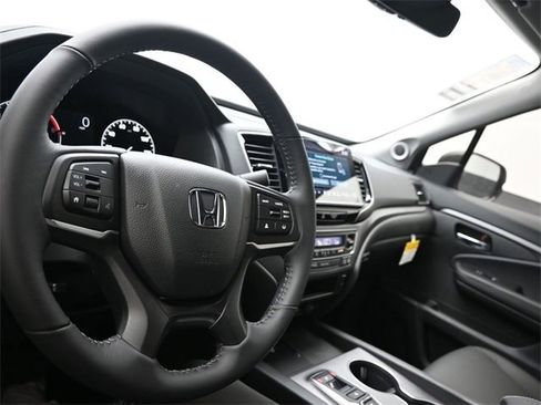 New 2025 Honda Ridgeline RTL image 10