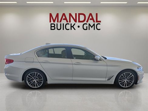 Used 2019 BMW 530i w/ Convenience Package image 5
