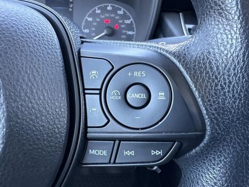 Used 2024 Toyota Corolla LE image 24