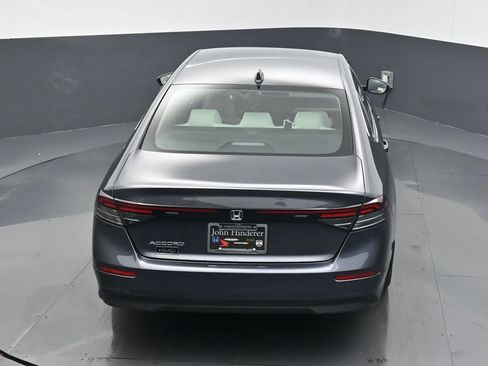 Used 2025 Honda Accord LX image 11