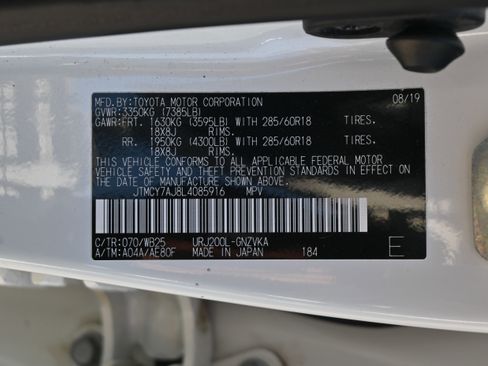 Used 2020 Toyota Land Cruiser Heritage Edition image 17