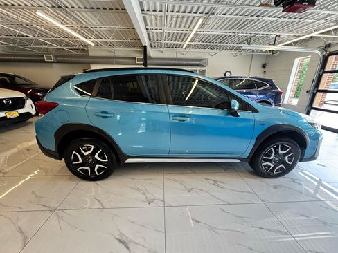 Used 2022 Subaru Crosstrek Hybrid w/ Moonroof Package w/Navigation AWD/4WD image 4