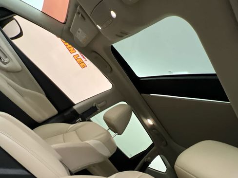 Used 2021 Nissan Murano SL w/ SL Moonroof Package FWD image 17