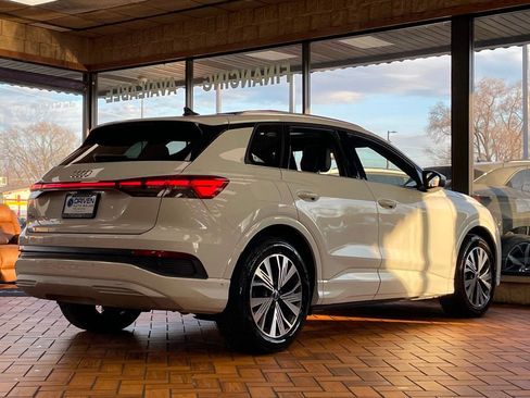 Used 2023 Audi Q4 e-tron Premium Plus w/ Premium Plus image 13