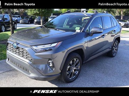 Certified 2022 Toyota RAV4 XLE Premium AWD/4WD image 1