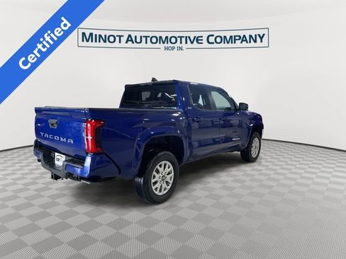Used 2024 Toyota Tacoma SR5 AWD/4WD image 9
