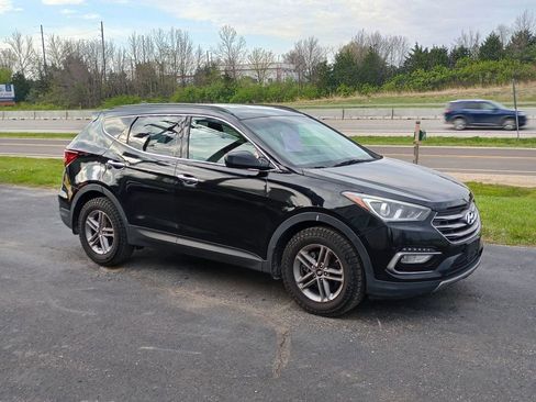 Used 2017 Hyundai Santa Fe Sport image 7