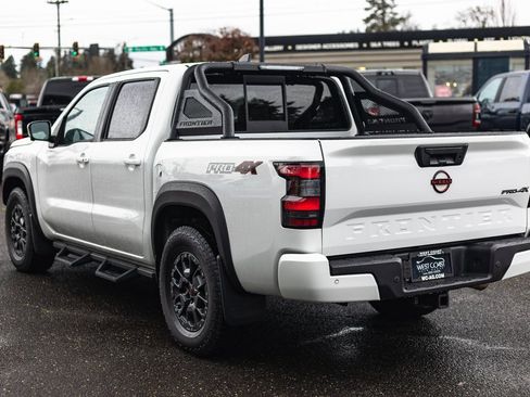 Used 2022 Nissan Frontier PRO-4X w/ Pro-4X Premium Package image 15