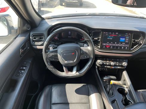 Used 2024 Dodge Durango GT RWD image 11