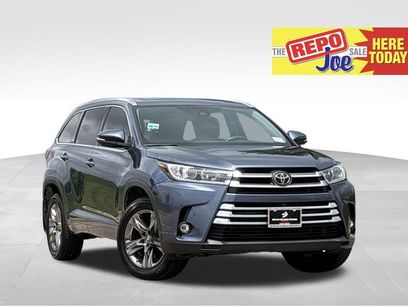Used 2019 Toyota Highlander Limited Platinum