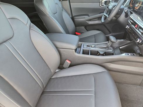 New 2026 Kia Sorento S w/ S Panoramic Sunroof Package image 10