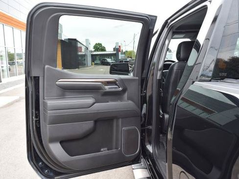 Used 2024 Chevrolet Silverado 1500 RST w/ Convenience Package II AWD/4WD image 10