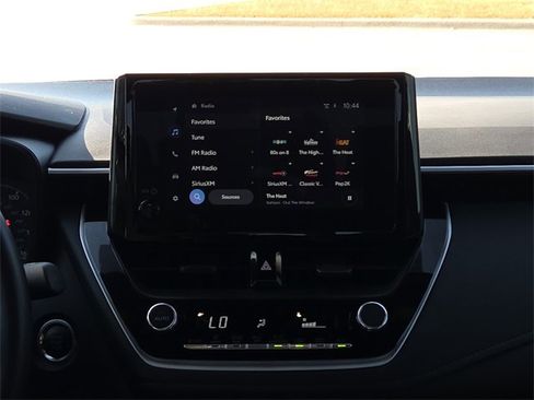 Used 2025 Toyota Corolla SE image 13