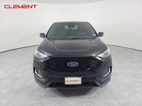 Used 2020 Ford Edge ST w/ Cold Weather Package image 2