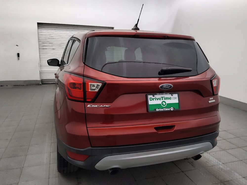 Used 2019 Ford Escape SE FWD image 6