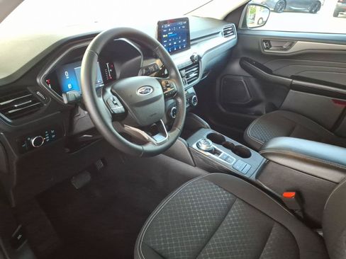 Certified 2024 Ford Escape Active FWD image 10