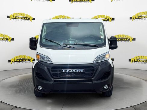 Used 2025 RAM ProMaster 2500 w/ Convenience Group FWD image 8