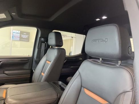 Used 2024 GMC Sierra 1500 AT4 w/ AT4 Premium Package image 16