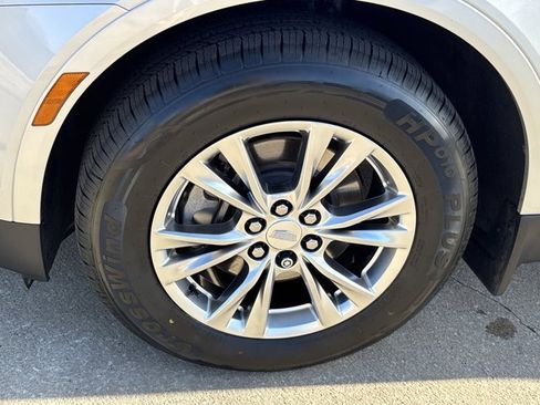 Used 2020 Cadillac XT5 Premium Luxury image 14