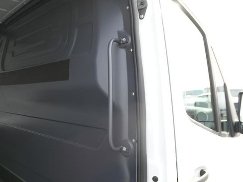 Used 2025 Mercedes-Benz Sprinter 2500 image 11