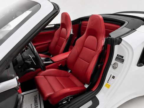 Used 2015 Porsche 911 Turbo S AWD/4WD image 11