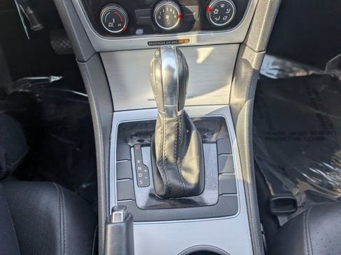 Used 2013 Volkswagen Passat 2.5 SE image 13