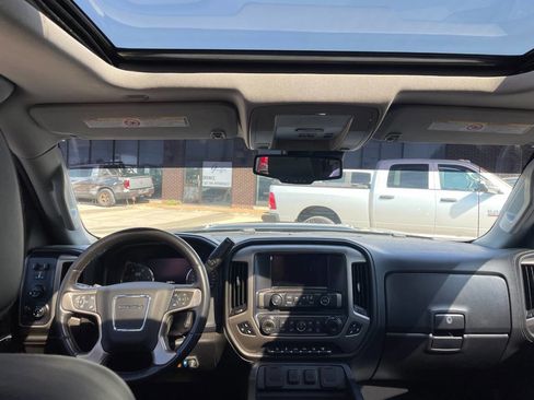 Used 2016 GMC Sierra 3500 Denali w/ Duramax Plus Package image 25