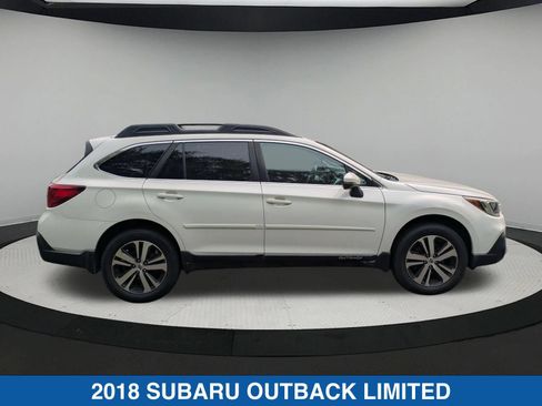 Used 2018 Subaru Outback 2.5i Limited AWD/4WD image 2
