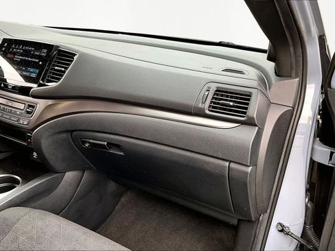 Used 2022 Honda Pilot Sport image 21