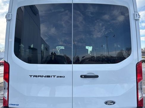 New 2026 Ford Transit 250 Base image 32