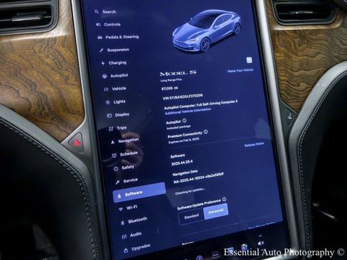 Used 2020 Tesla Model S Long Range image 30