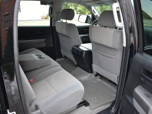 Used 2010 Toyota Tundra Grade 4x2 4dr CrewMax Cab Pick image 13