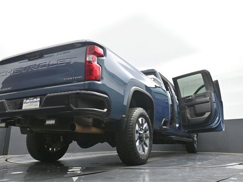 Used 2024 Chevrolet Silverado 2500 Custom w/ Custom Value Package image 50