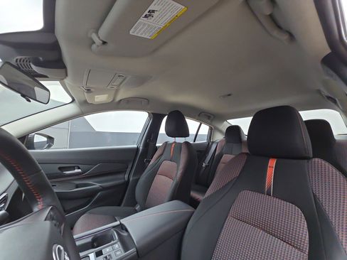 Used 2026 Nissan Sentra SR w/ Floor Mat Package FWD image 11