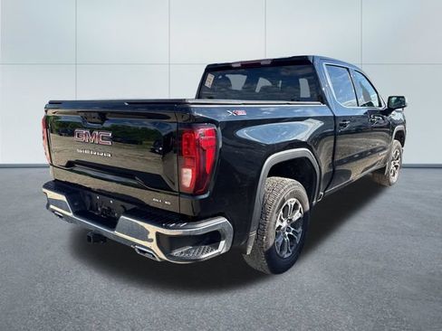 Used 2024 GMC Sierra 1500 SLE AWD/4WD image 4