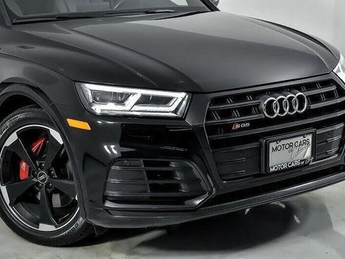 Used 2020 Audi SQ5 Premium Plus w/ Premium Plus Package image 24
