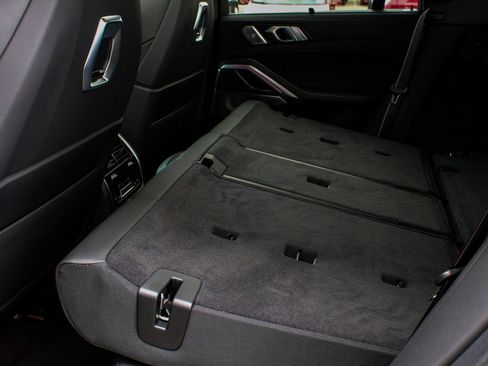 Used 2025 BMW X6 M Competition w/ Executive Package image 37