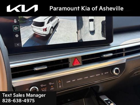 Used 2026 Kia Sorento SX Prestige w/ Olive Brown Leather Package AWD/4WD image 11