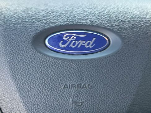 Used 2017 Ford Explorer XLT FWD image 17