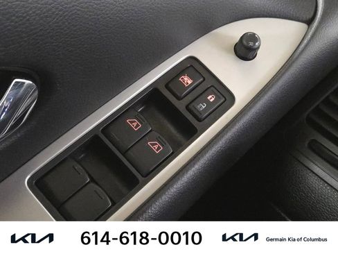 Used 2012 Nissan Murano S FWD image 26