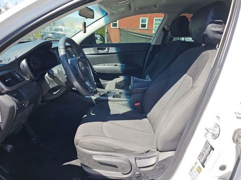 Used 2016 Kia Optima LX image 5