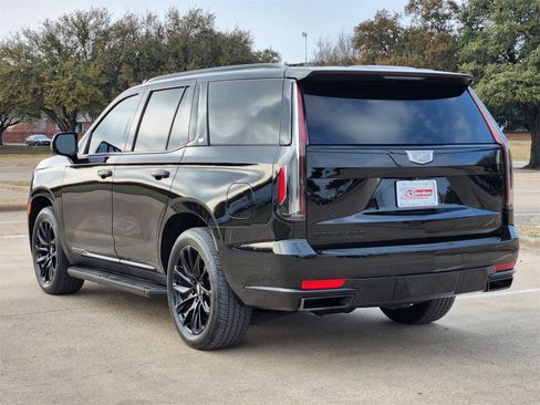 Used 2021 Cadillac Escalade Sport w/ Driver Assist Tech Package image 4