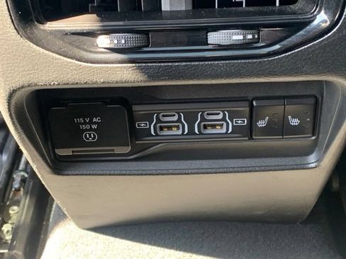 Used 2024 Jeep Grand Cherokee Limited w/ Luxury Tech Group II AWD/4WD image 18