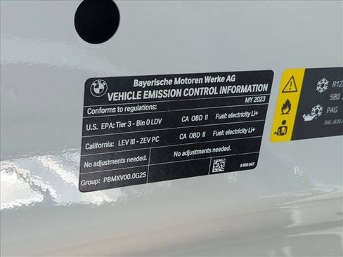 Used 2023 BMW i4 eDrive35 w/ Premium Package RWD image 27