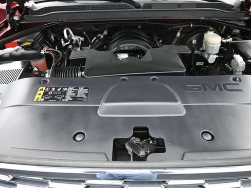 Used 2020 GMC Yukon Denali w/ Denali Ultimate Package AWD/4WD image 24