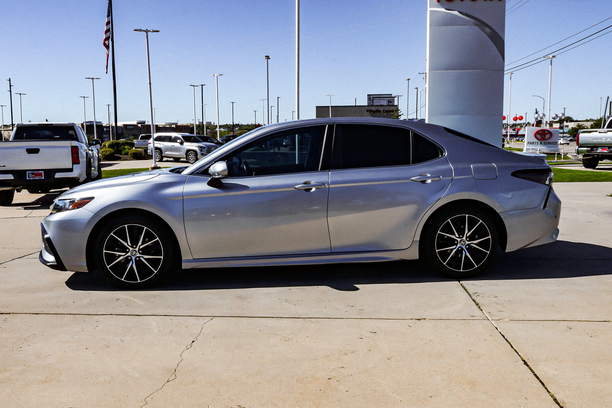 Certified 2024 Toyota Camry SE FWD image 5