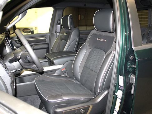 New 2026 RAM 1500 Laramie w/ Night Edition AWD/4WD image 27